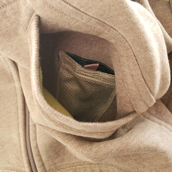 Lululemon – Thick Zip Up Hoodie - Picture 4 of 6